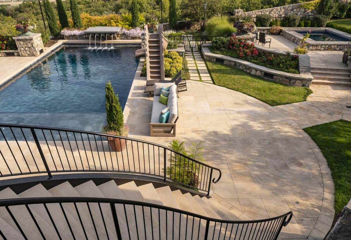 Tuck Landscape