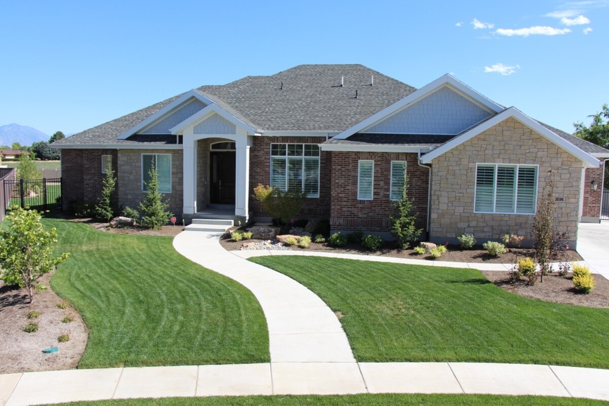 Milnw Brothers Roofing